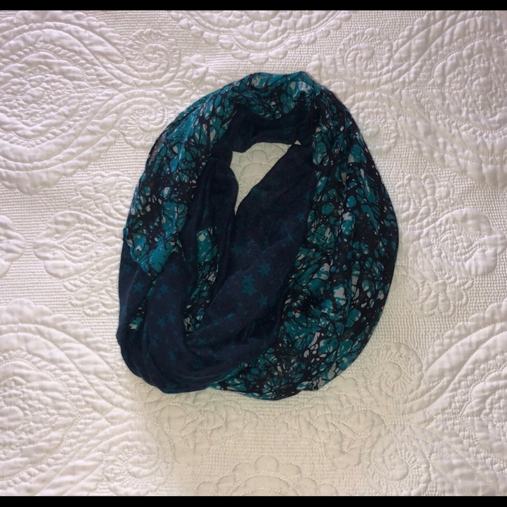 Infinity scarf bundle - Picture 2 of 5